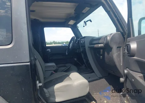 2010 Jeep Wrangler Sport из США, поврежденный, VIN 1J4AA2D17AL105600